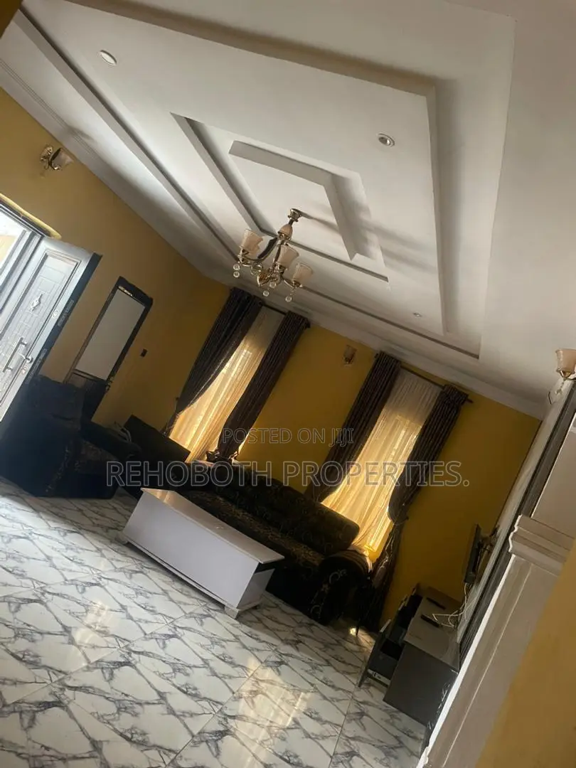 2bdrm Bungalow in Oke Ibukun, Akala Express for rent in Akala Express