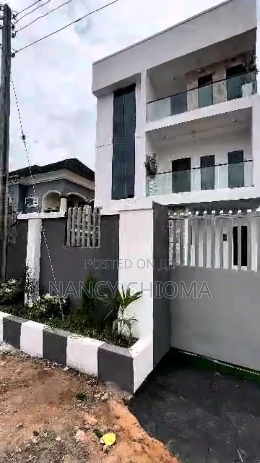 Furnished 4bdrm Duplex in Brown And Brown, Enugu for sale in Enugu