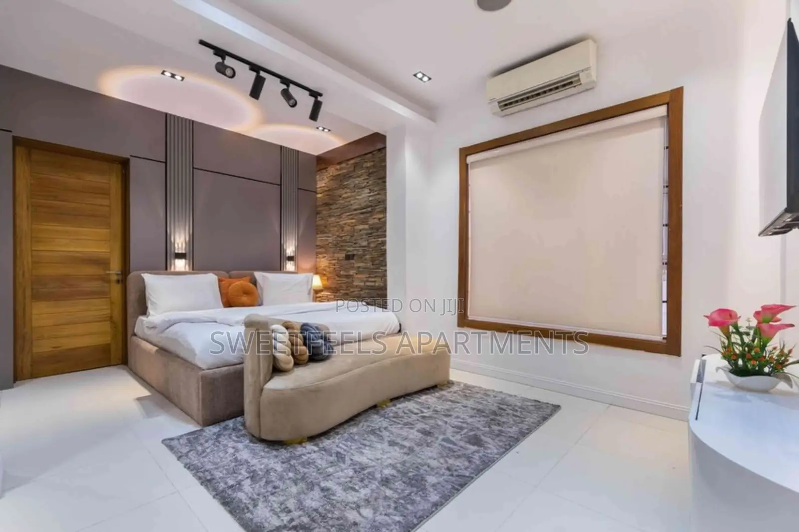 Riya 1-Bedroom Apartment With Cinema in Lekki Phase 1