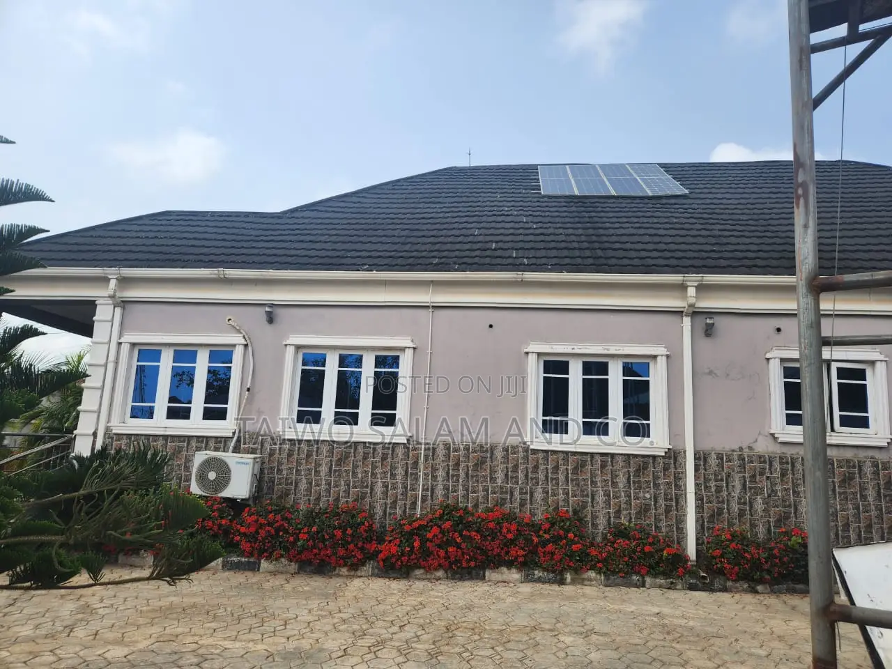 3bdrm Bungalow in Akala Express for sale in Akala Express