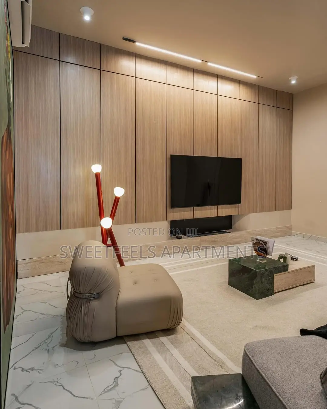 Luxury 2 Bedroom Apartment With Swimming Pool, Elevator and Ps5 in Ikate