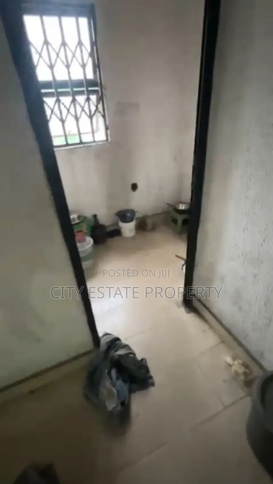 Stand-Alone Duplex Office Space for Lease 4 Offices On Mojir Aba Rd Ph in Port-Harcourt