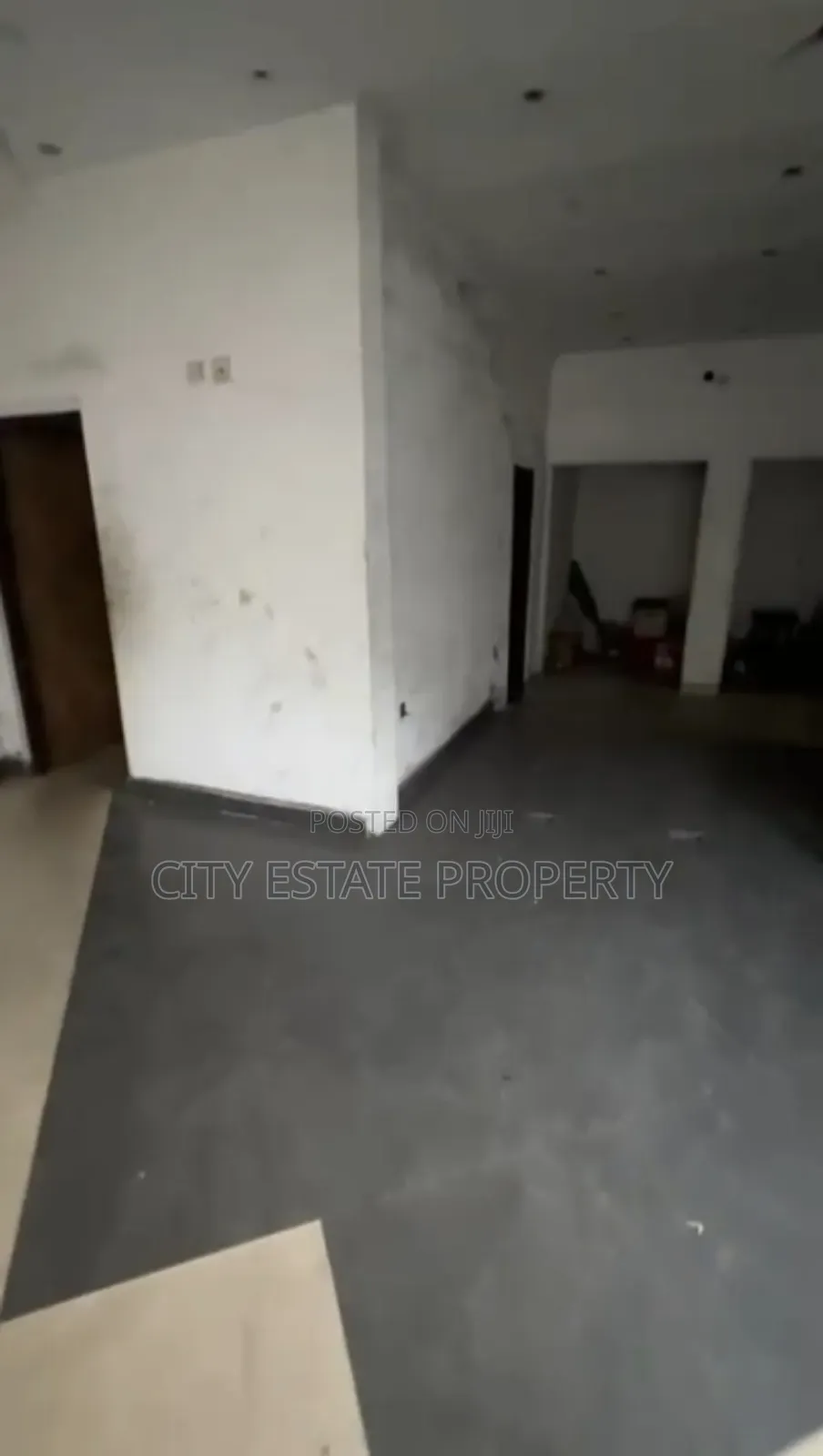 Stand-Alone Duplex Office Space for Lease 4 Offices On Mojir Aba Rd Ph in Port-Harcourt