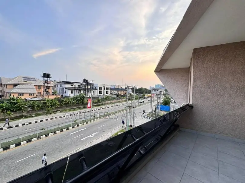 Naphtali (En-Suite 4-Bedroom Terrace Duplex in Lekki Phase 1