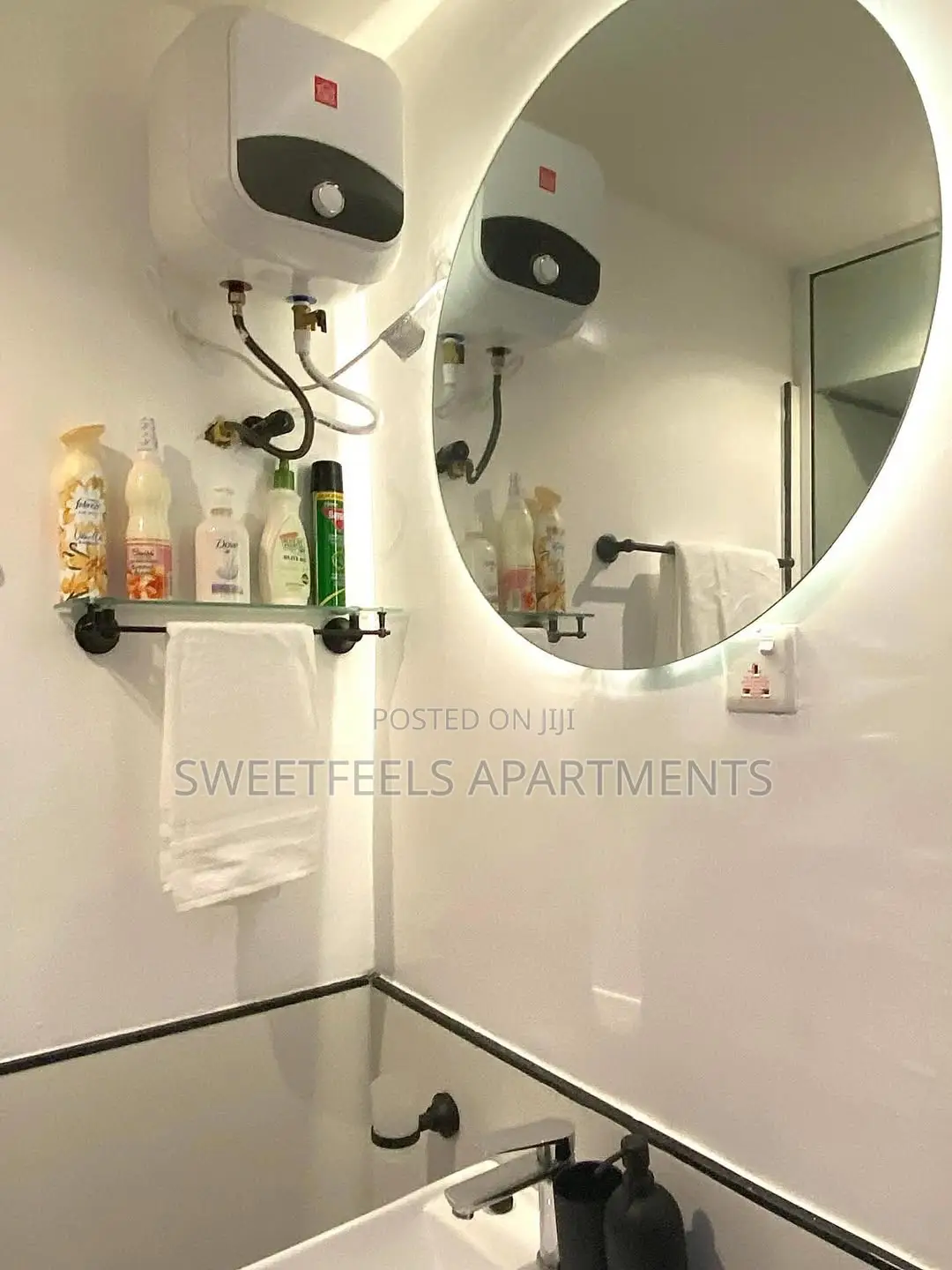 Elysian Fully Serviced Studio Loft Apartment in Sabo / Yaba