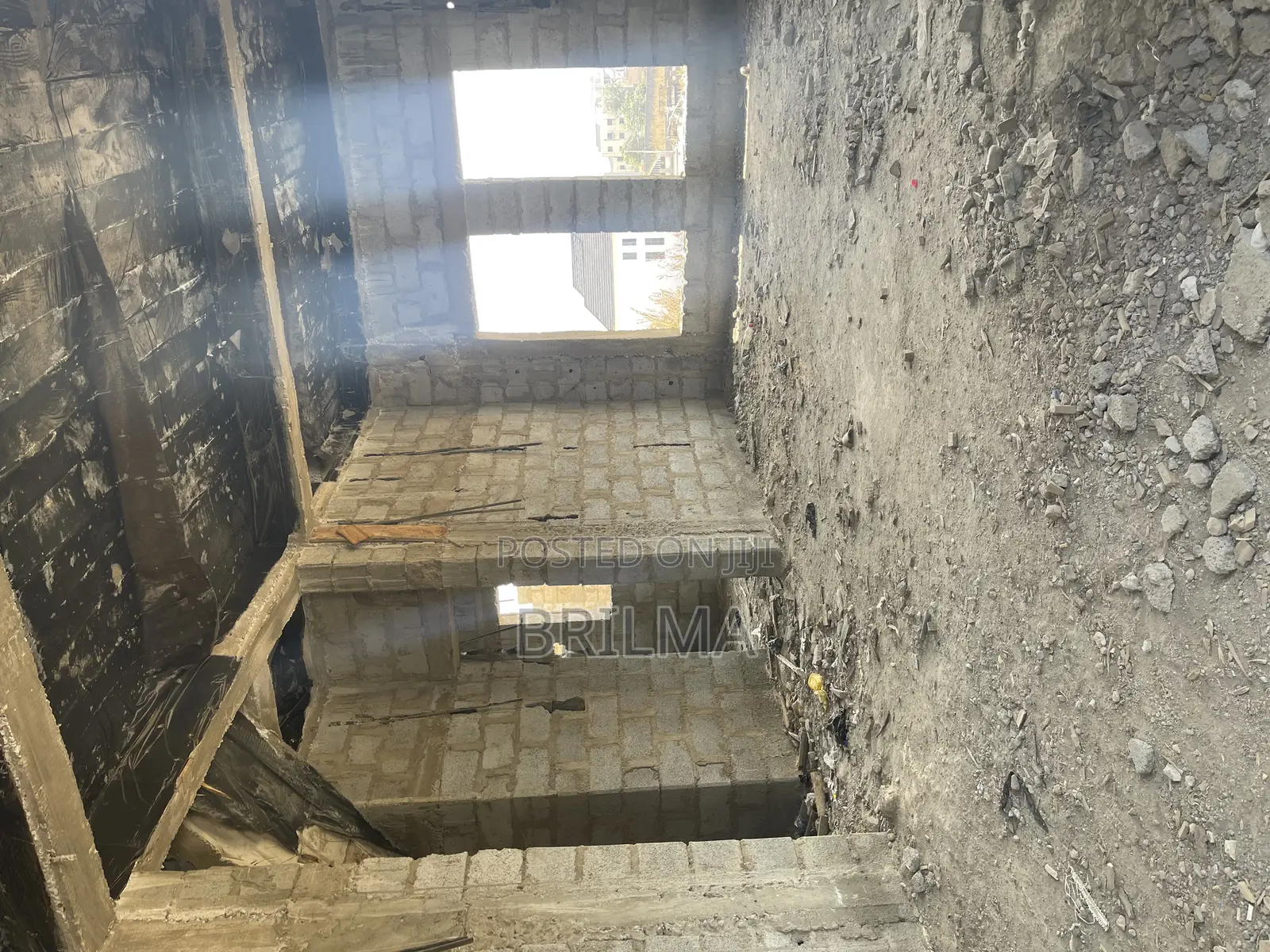 3bdrm Block of Flats in Kaura for sale in Kaura