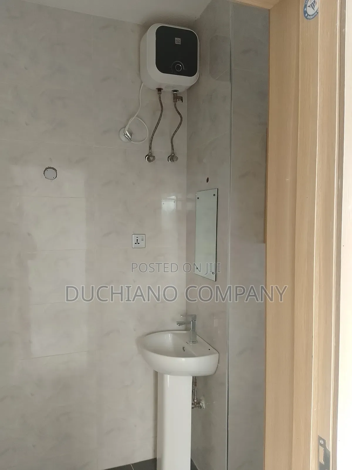3bdrm Apartment in Ikeja GRA for sale in Ikeja GRA