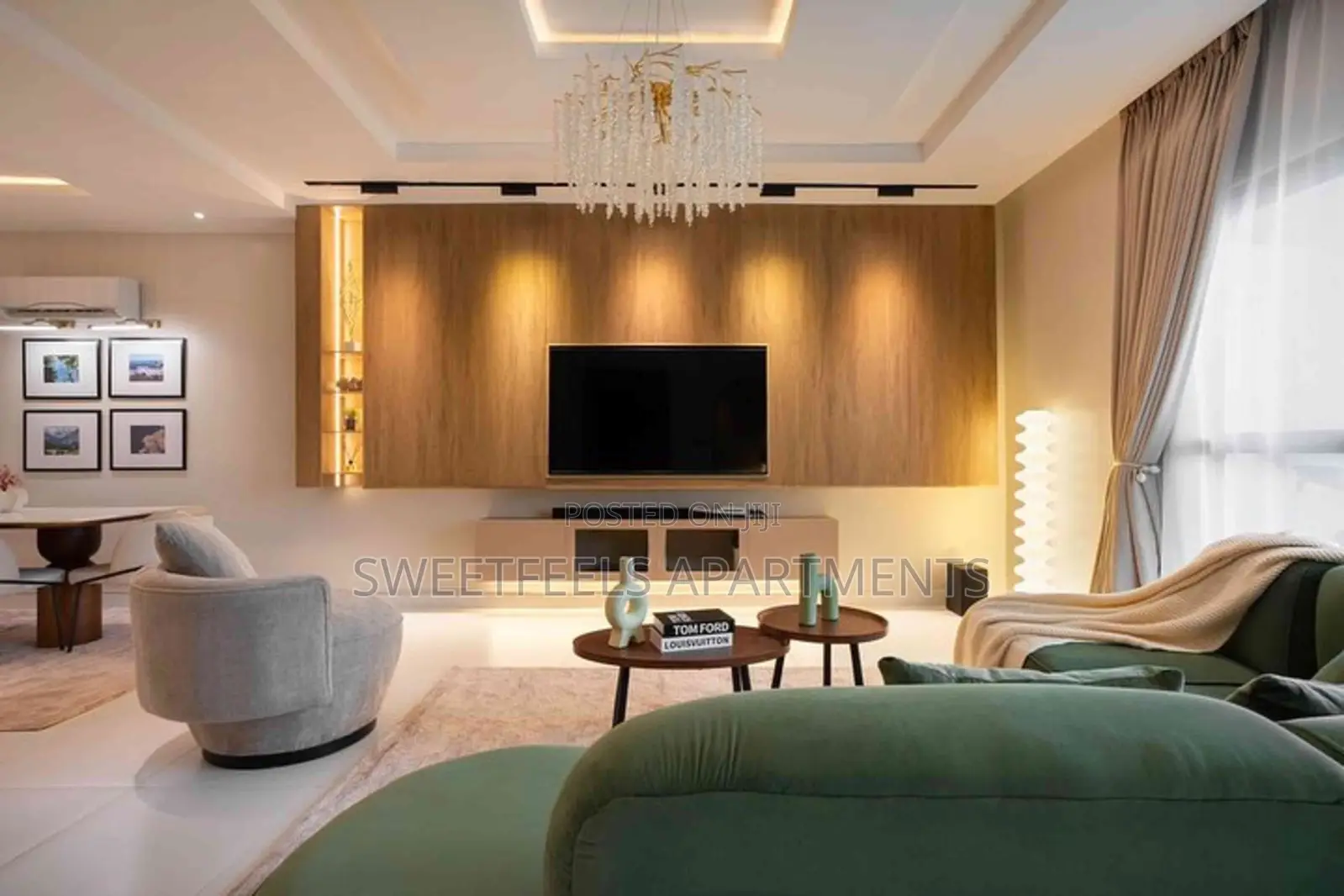 Lovely Cozy 2 Bedrooms Apartment With Balcony in Lekki Phase 1