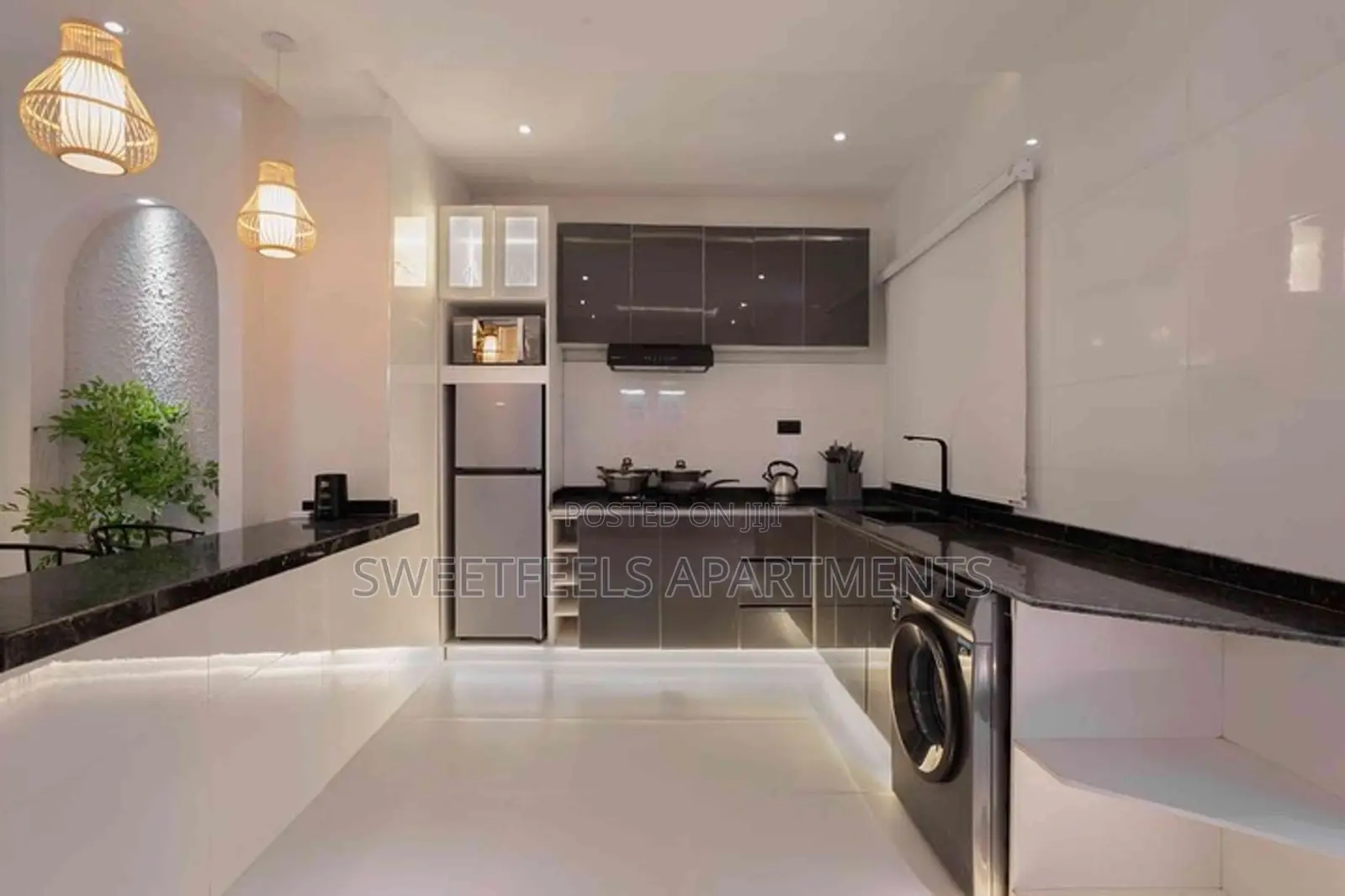 Lovely Cozy 2 Bedrooms Apartment With Balcony in Lekki Phase 1