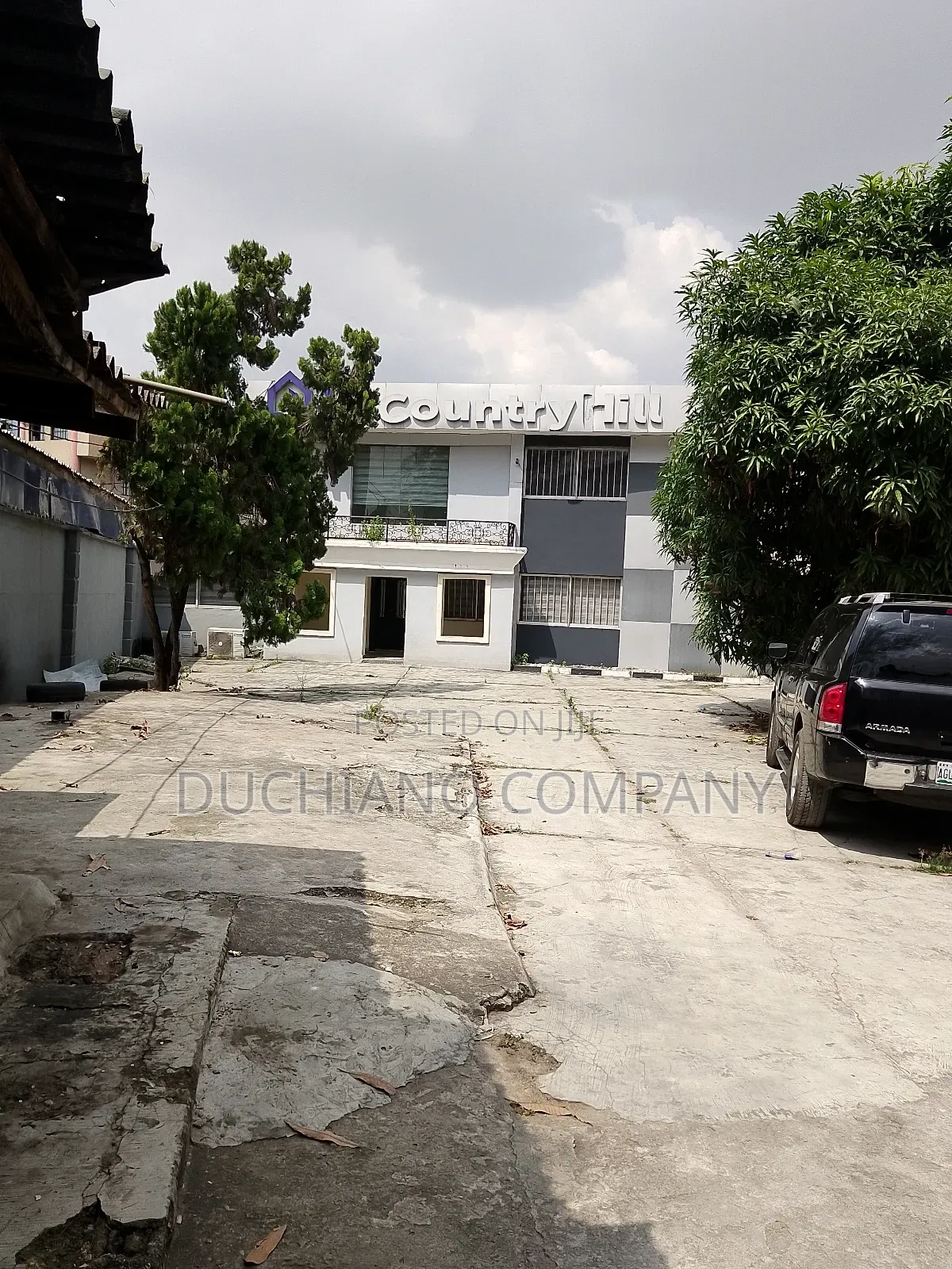 Toyin, Ikeja: 848 Square Metres Land With Structure on It. in Toyin Street