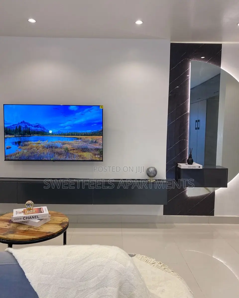 Very Luxurious Big Studio Penthouse in Lekki Phase 1