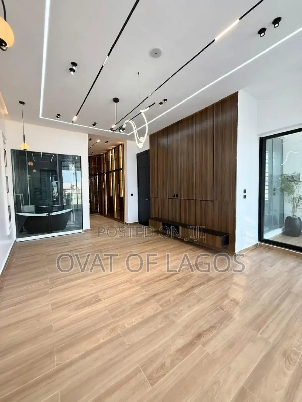 5bdrm Duplex in Ikota Villa for sale in Ikota