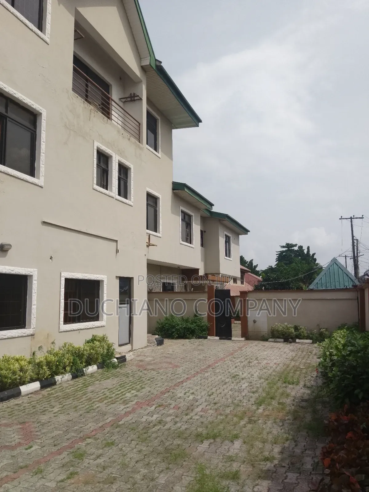 8bdrm Duplex in Ikeja GRA for rent in Ikeja GRA