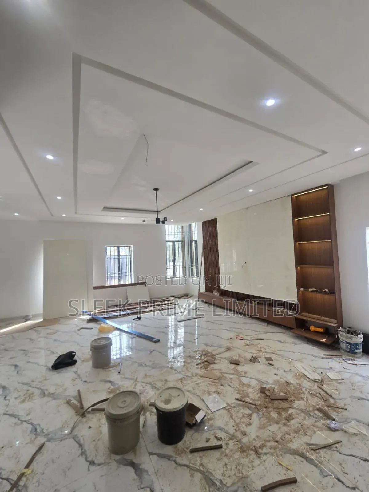 4bdrm Duplex in Lugbe District for sale in Lugbe District