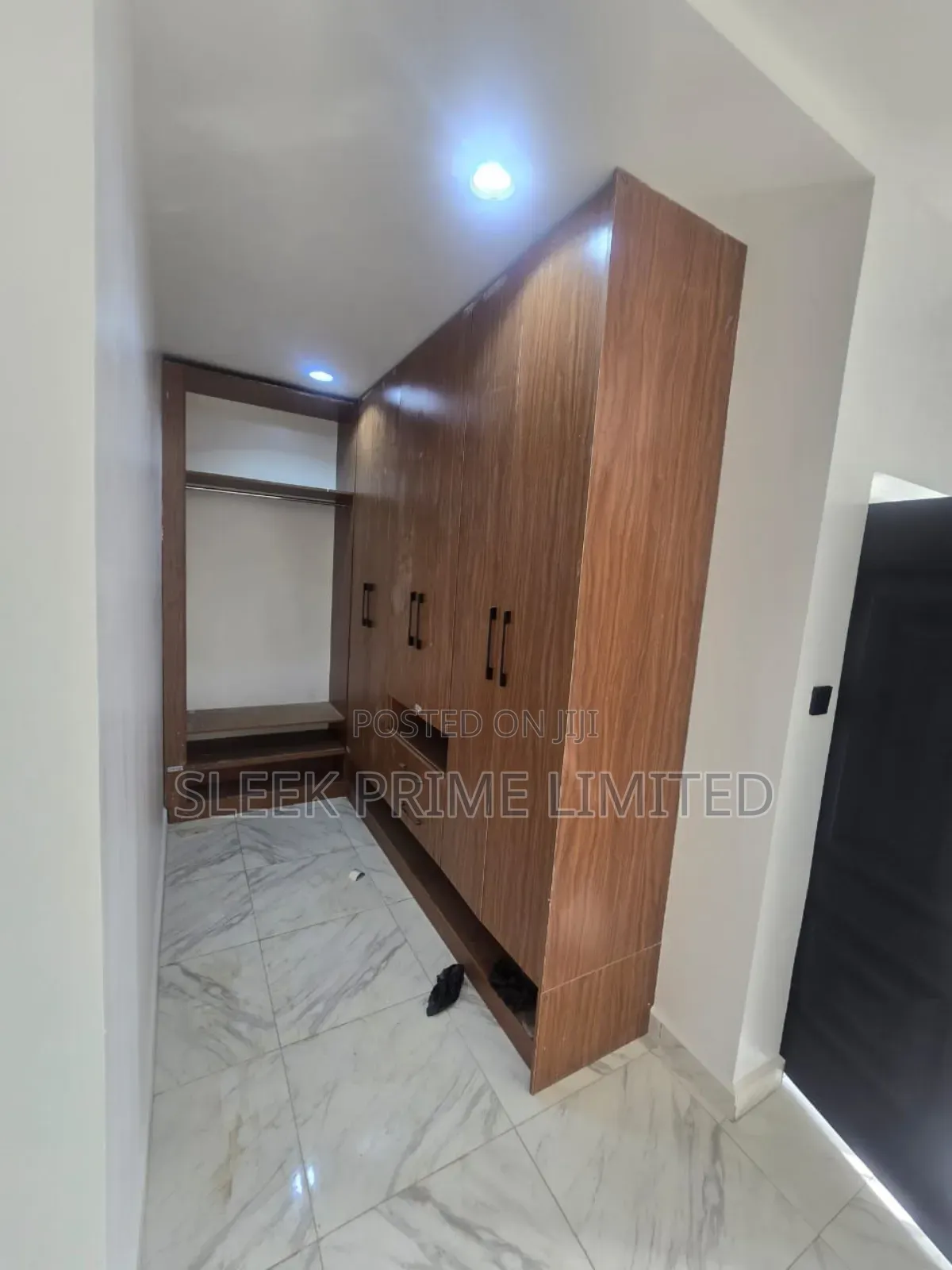 4bdrm Duplex in Lugbe District for sale in Lugbe District