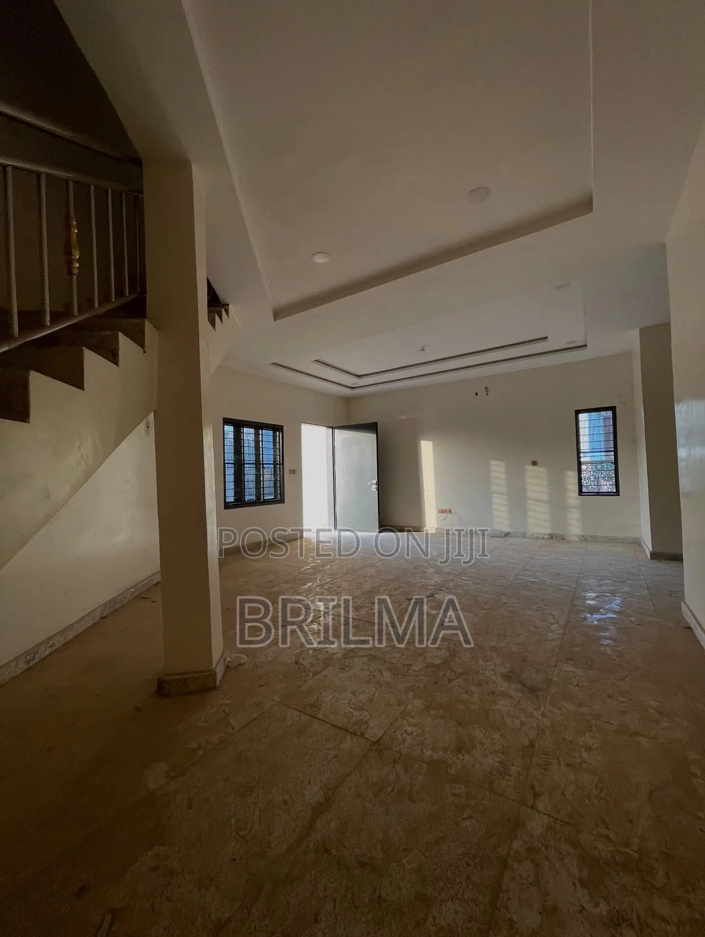 5bdrm Duplex in Jahi for sale in Jahi