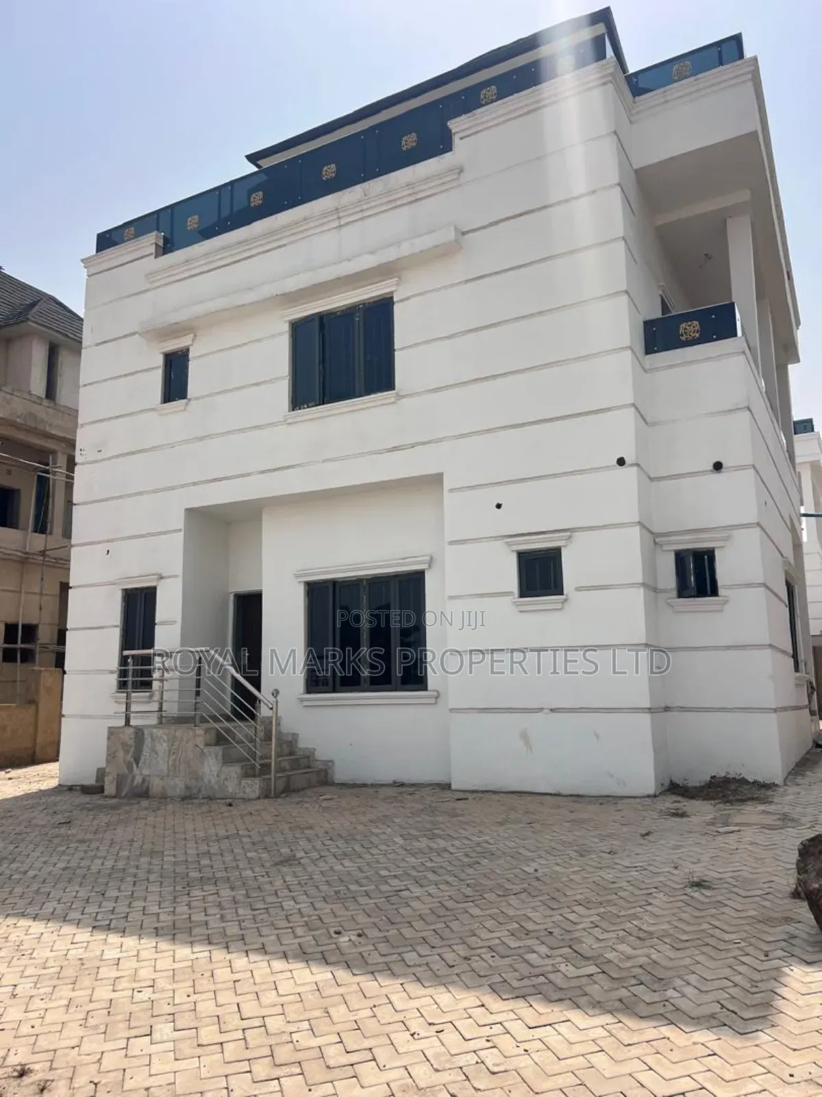 5bdrm Villa in Wuye for sale in Wuye