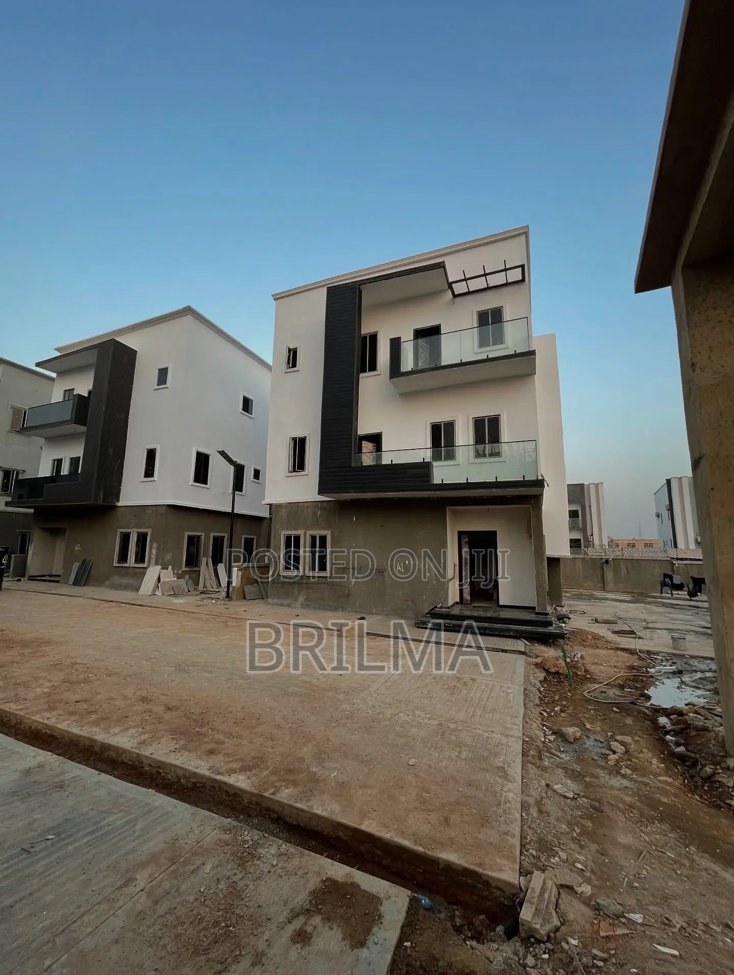 6bdrm House in Jahi for sale in Jahi