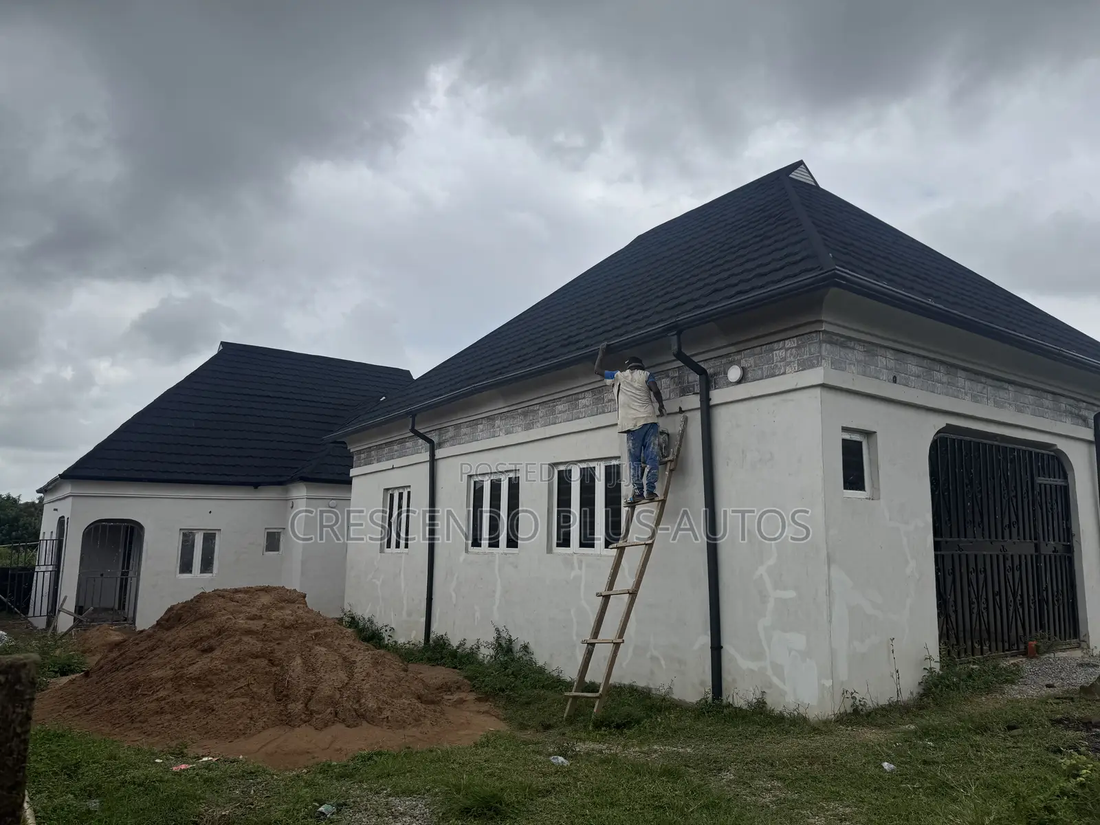 5bdrm Bungalow in Oluana, Ibadan for sale in Ibadan