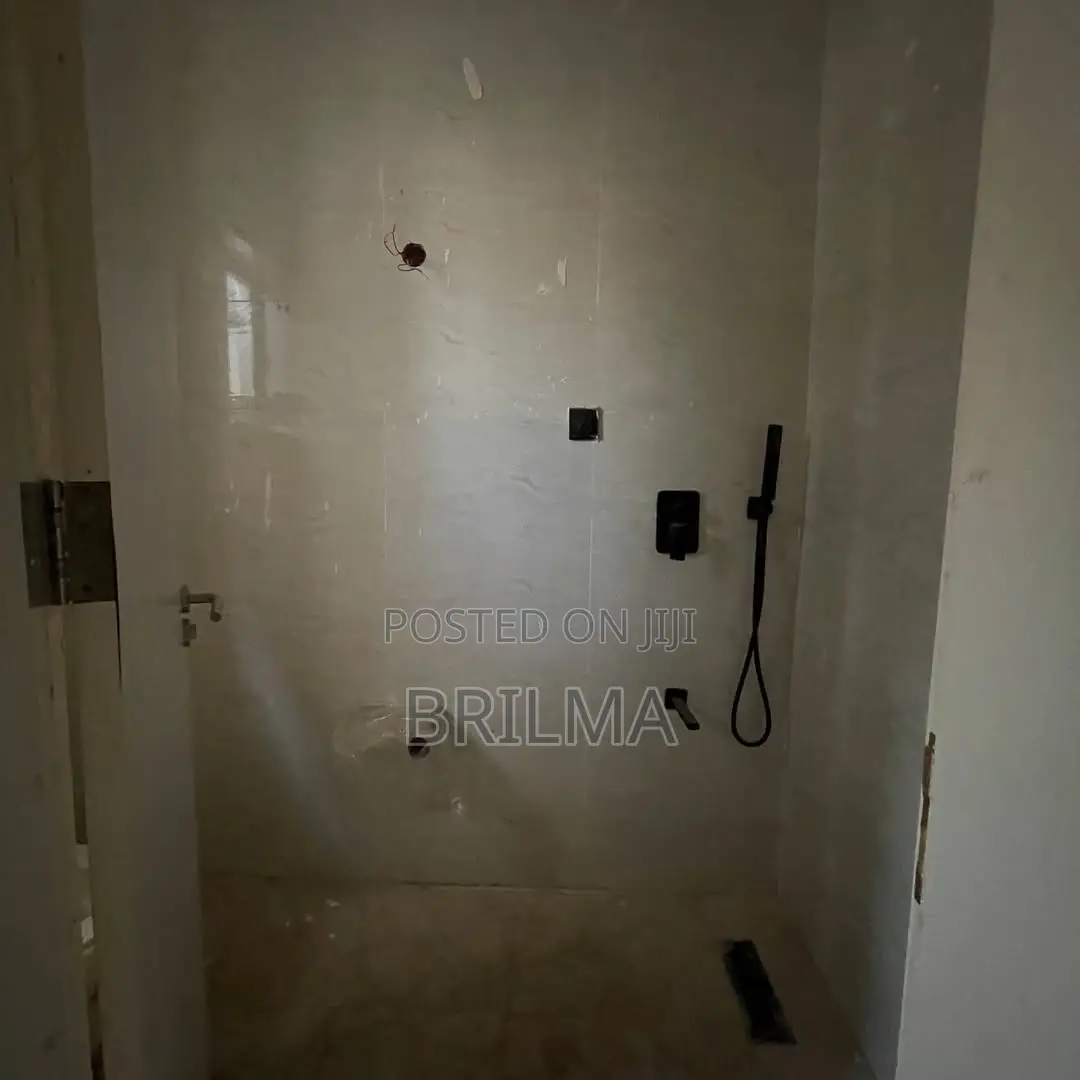 1bdrm Block of Flats in Jahi for sale in Jahi