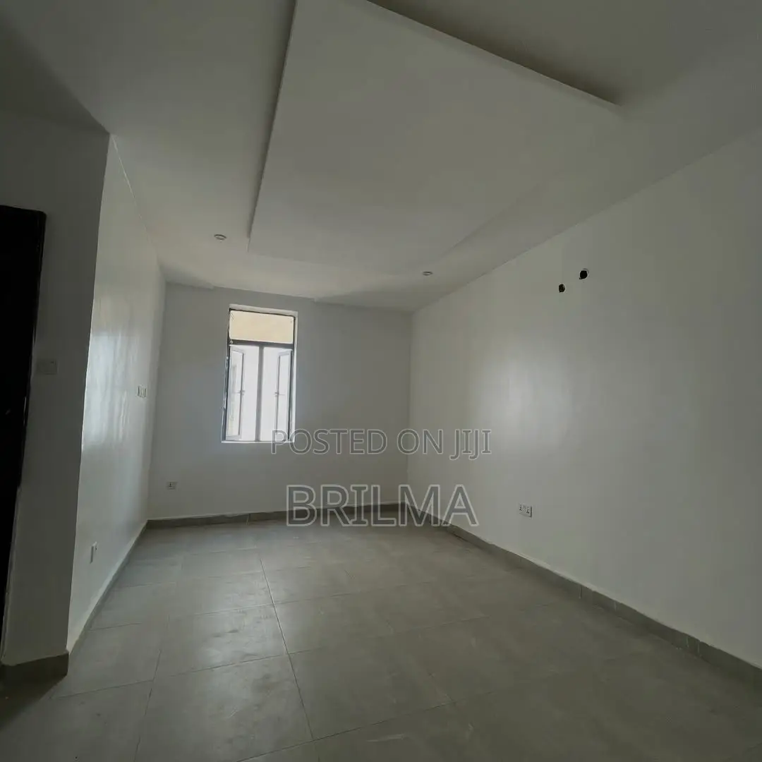 4bdrm Duplex in Kado for sale in Kado