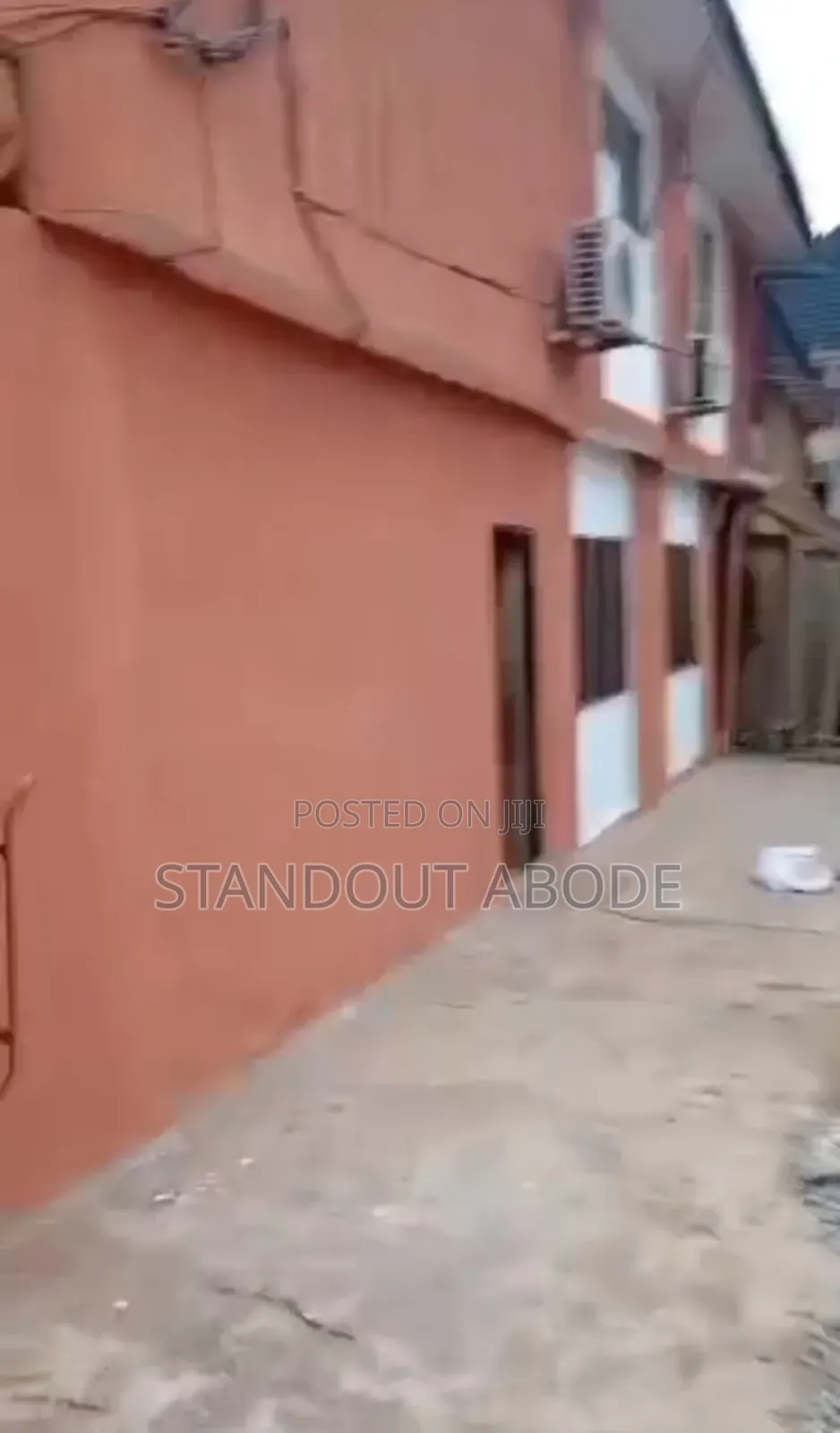 5bdrm Block of Flats in In A Secure Location, Akute Ajuwon for sale in Akute Ajuwon