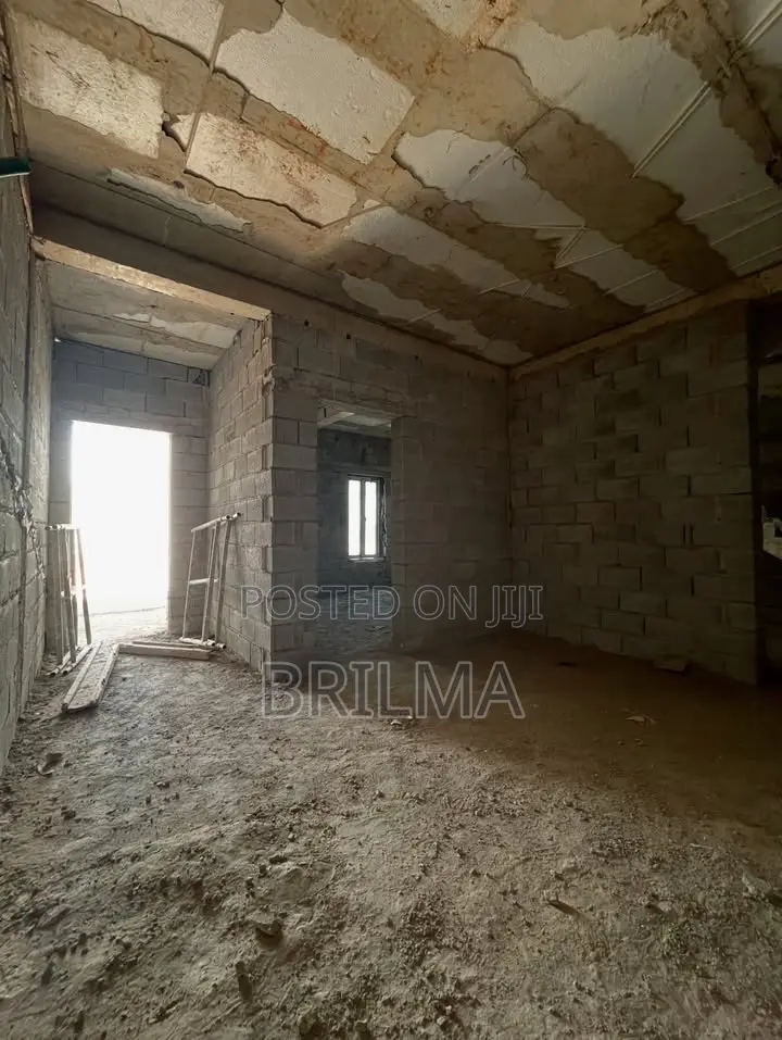 4bdrm Duplex in Mabushi for sale in Mabushi
