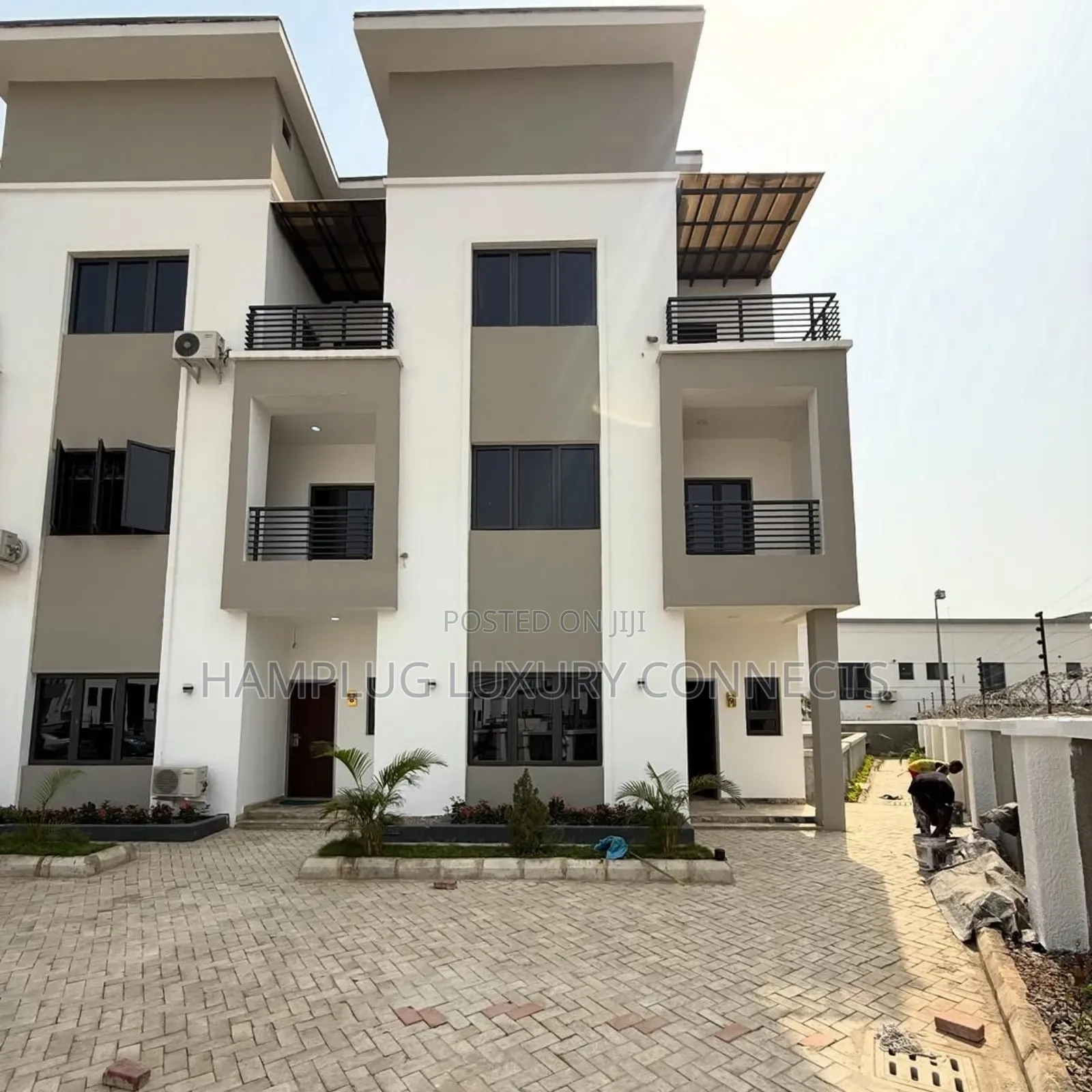 Furnished 4bdrm Duplex in Jahi for sale in Jahi