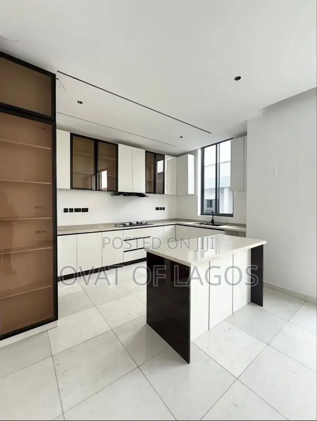 2bdrm Duplex in Oniru, Victoria Island for sale in Victoria Island