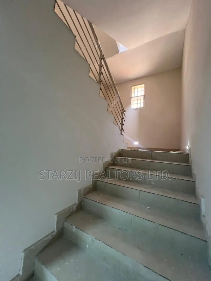5bdrm Duplex in Wuye for sale in Wuye