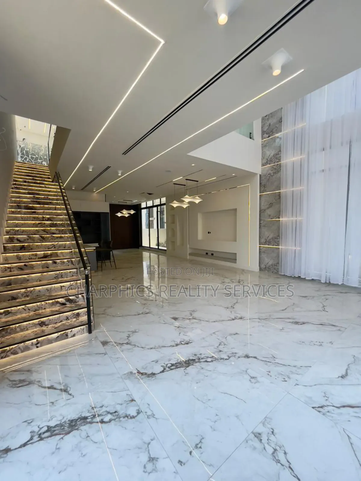 5bdrm Duplex in Lekki for sale in Lekki