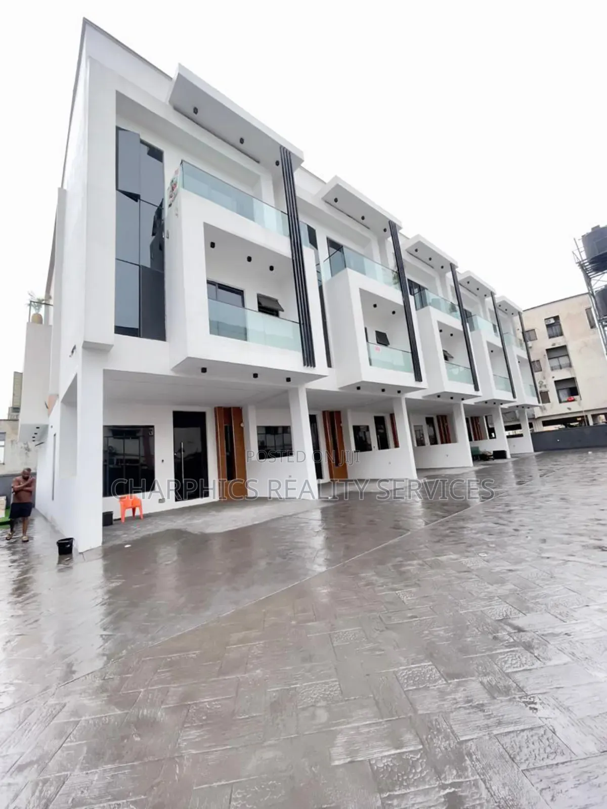 4bdrm Duplex in Osapa london for sale in Osapa london