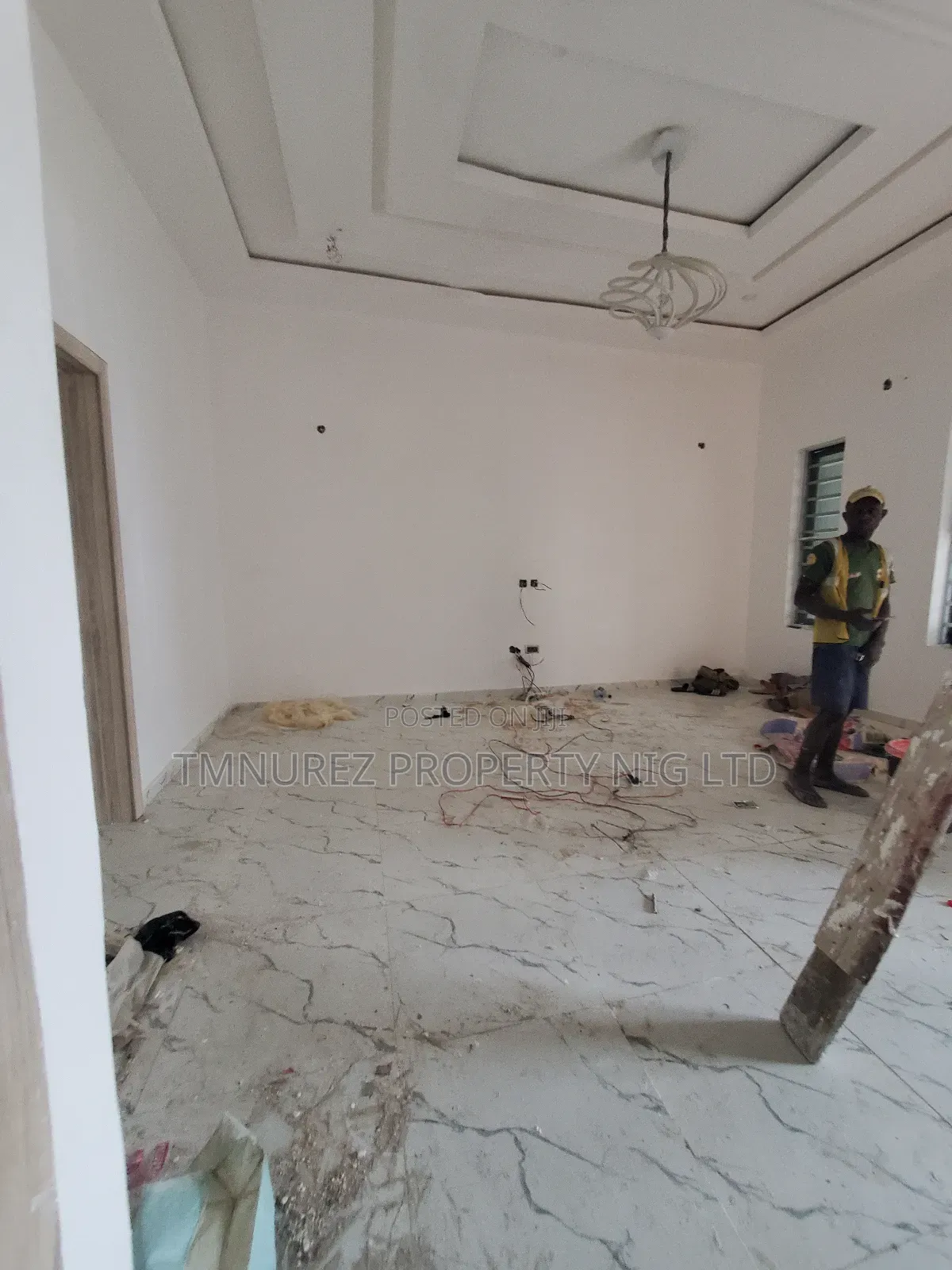 4bdrm Duplex in Orchil Road, Chevron for rent in Chevron