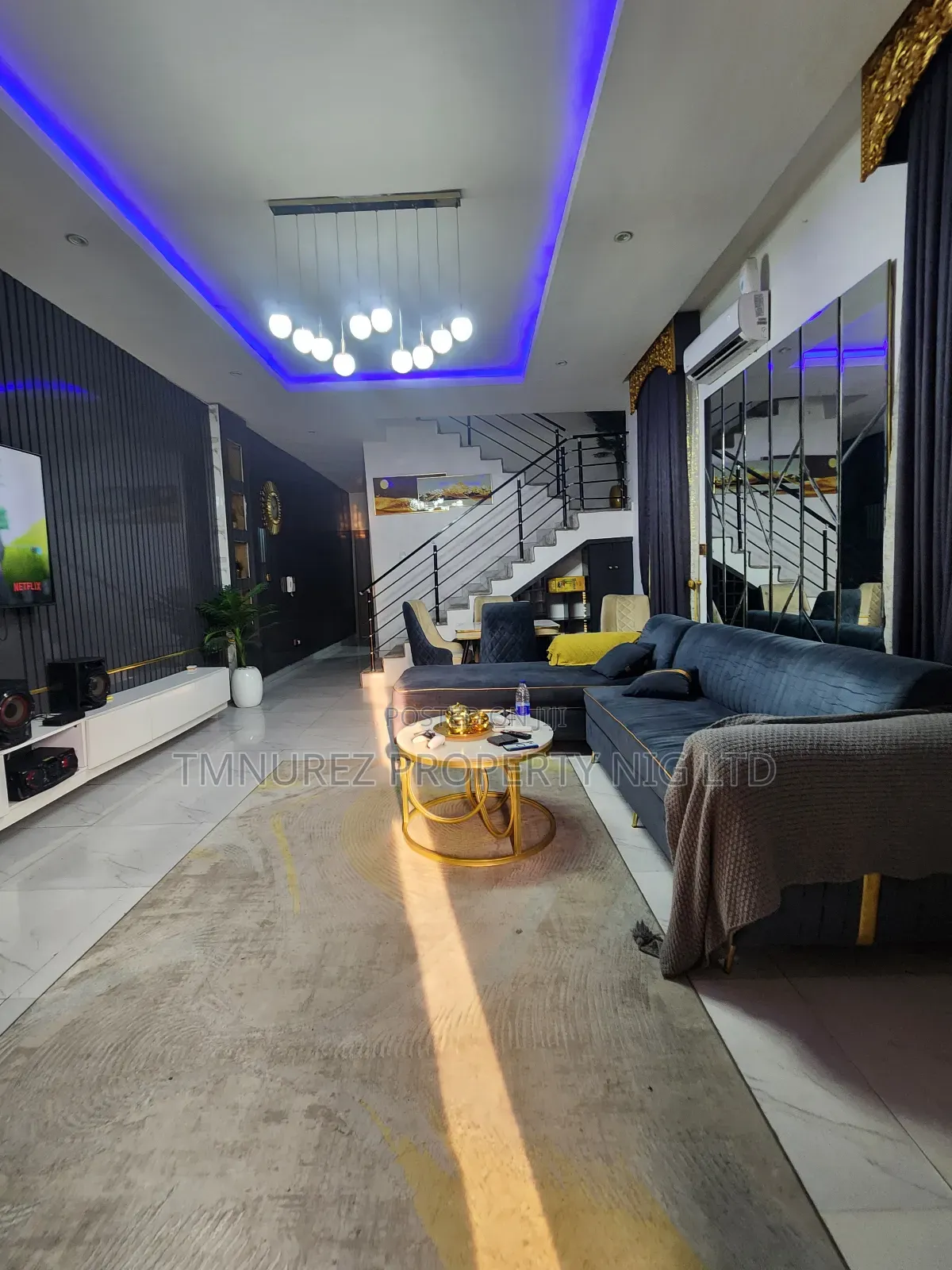 Furnished 4bdrm Duplex in Chevron for rent in Chevron
