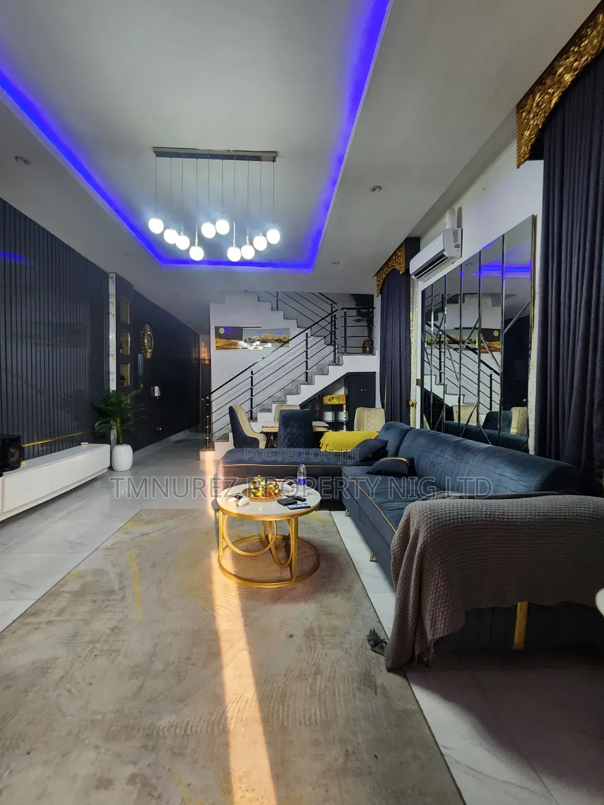 Furnished 4bdrm Duplex in Chevron for rent in Chevron