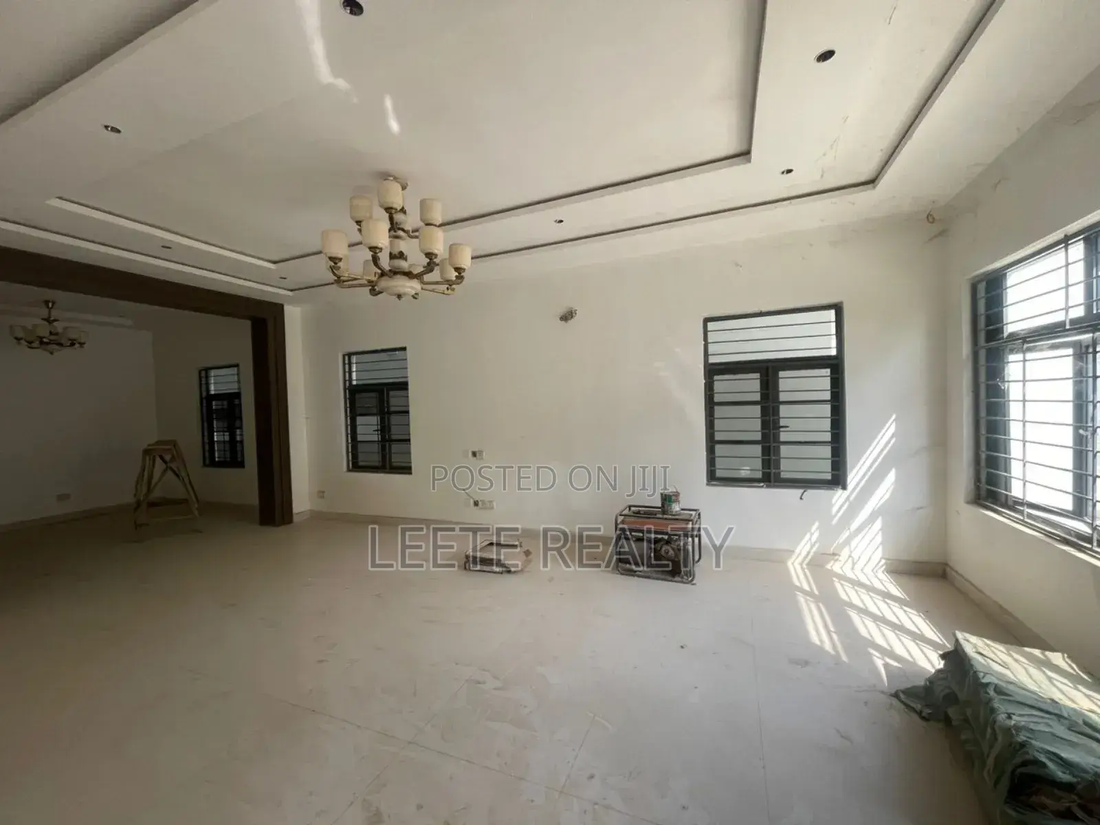 5bdrm Townhouse / Terrace in Utako for rent in Utako