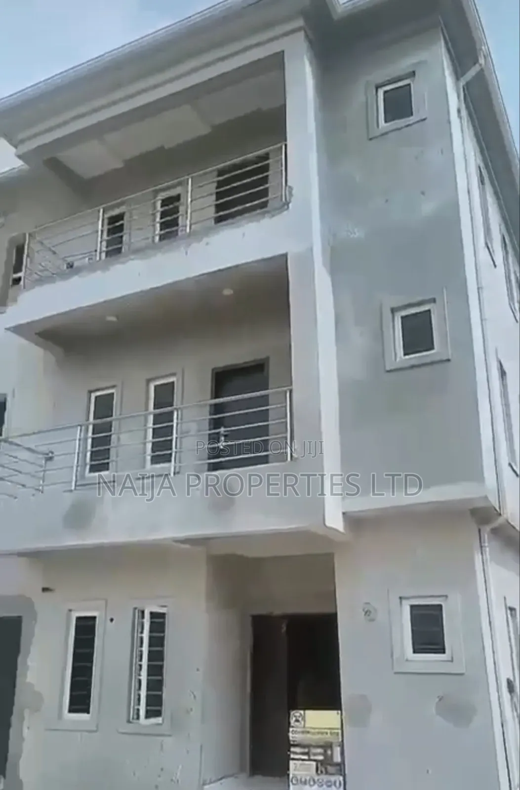 3bdrm Block of Flats in Abijo Gra for sale in Abijo
