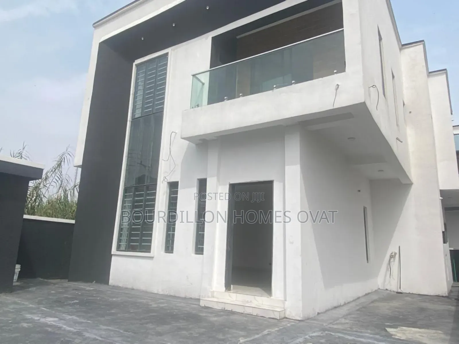 5bdrm Duplex in Harris Drive By Vgc for sale in Lekki
