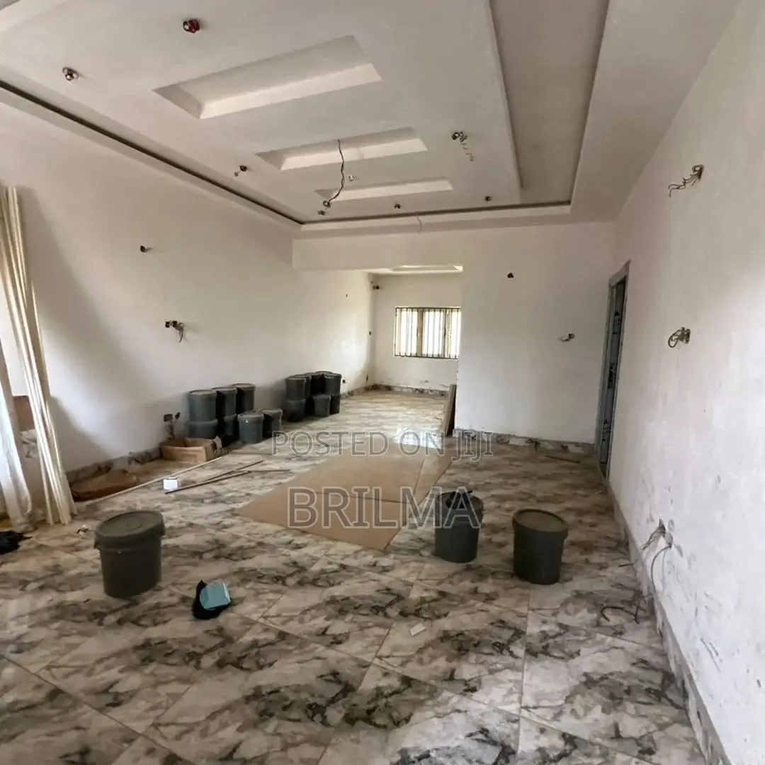 3bdrm Block of Flats in Jahi for sale in Jahi