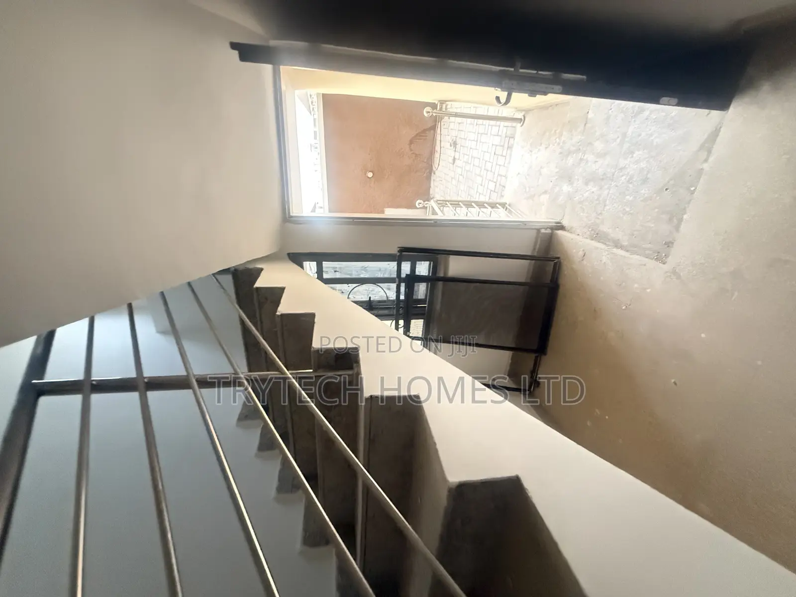 4bdrm Duplex in Lifecamp, Dape for sale in Dape