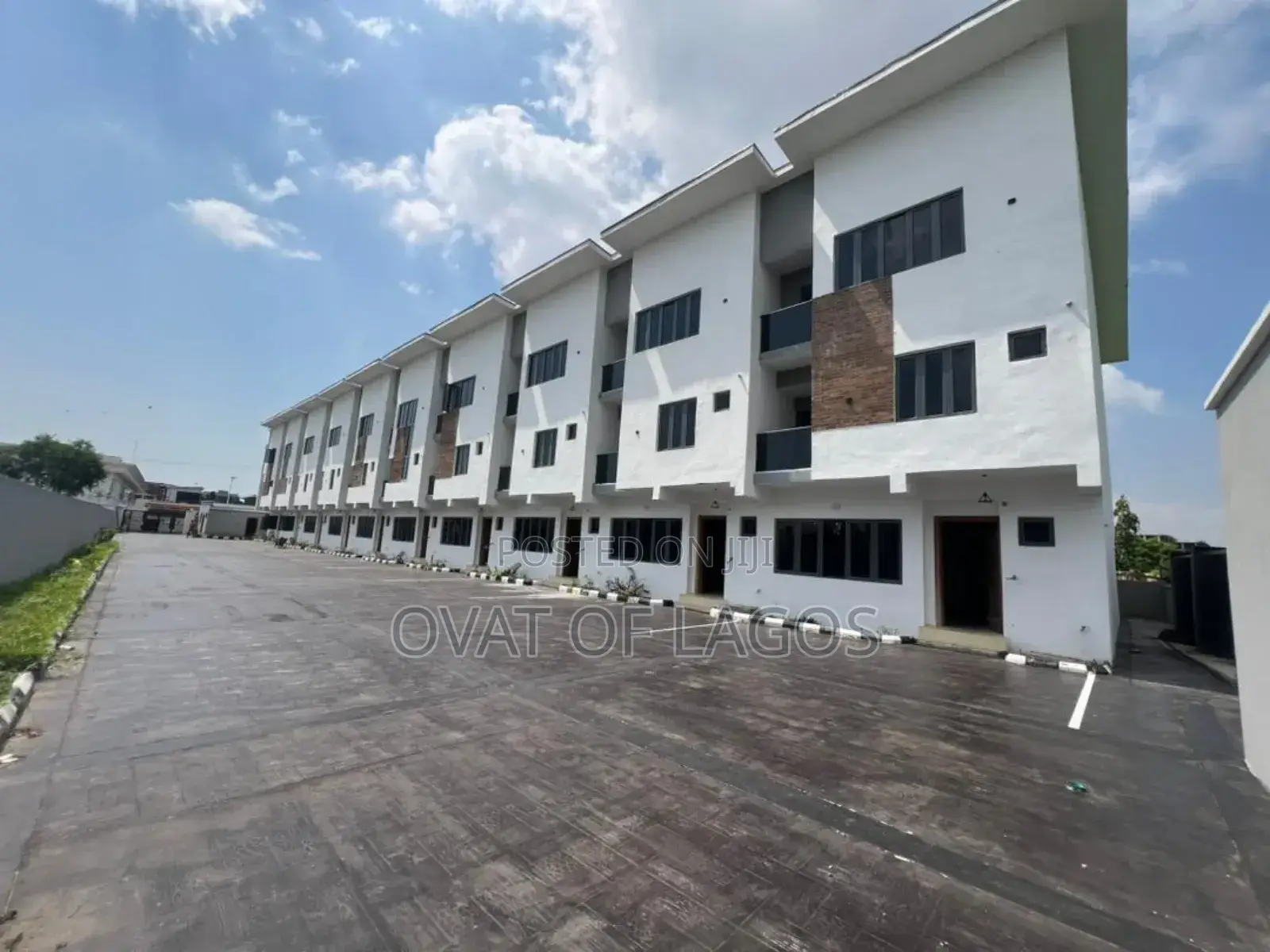 4bdrm Duplex in Lekki Phase 1 for rent in Lekki Phase 1