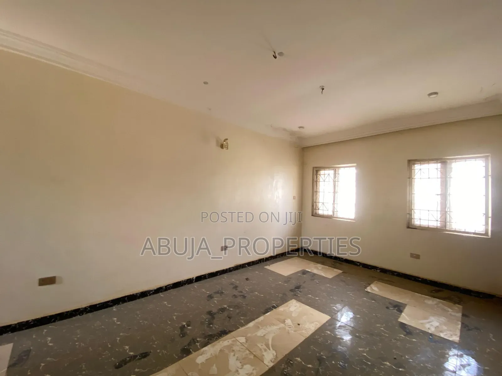 4bdrm Duplex in Jahi for sale in Jahi