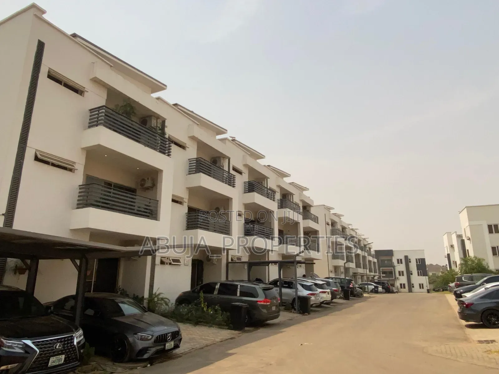 4bdrm Duplex in In A Secured Estate, Life Camp for rent in Life Camp
