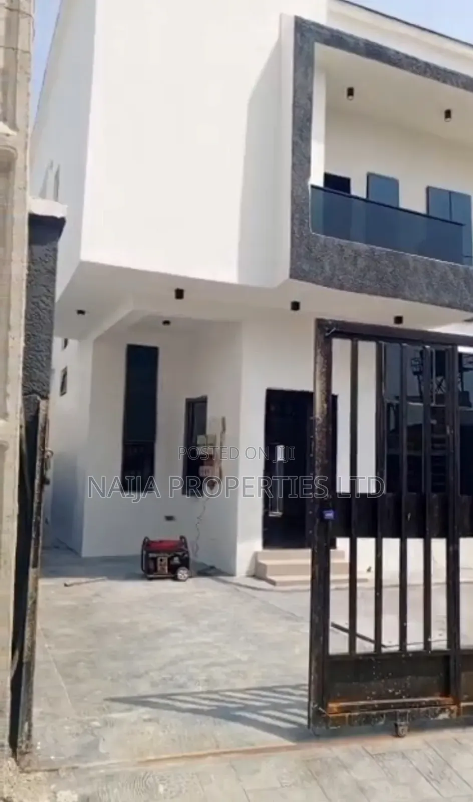 4bdrm Duplex in Alarsia, Ajah for sale in Ajah