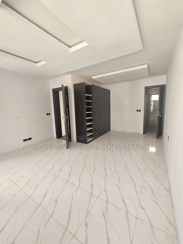 Furnished 4bdrm Townhouse/Terrace in Oregun for sale in Oregun