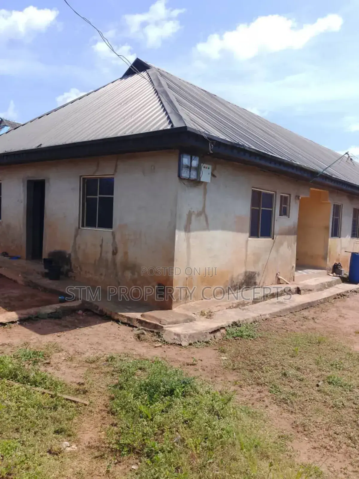 Furnished Mini Flat in Ayetoro for sale in Ayetoro