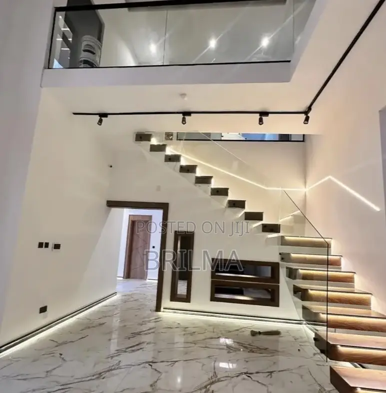 7bdrm Duplex in Asokoro for sale in Asokoro