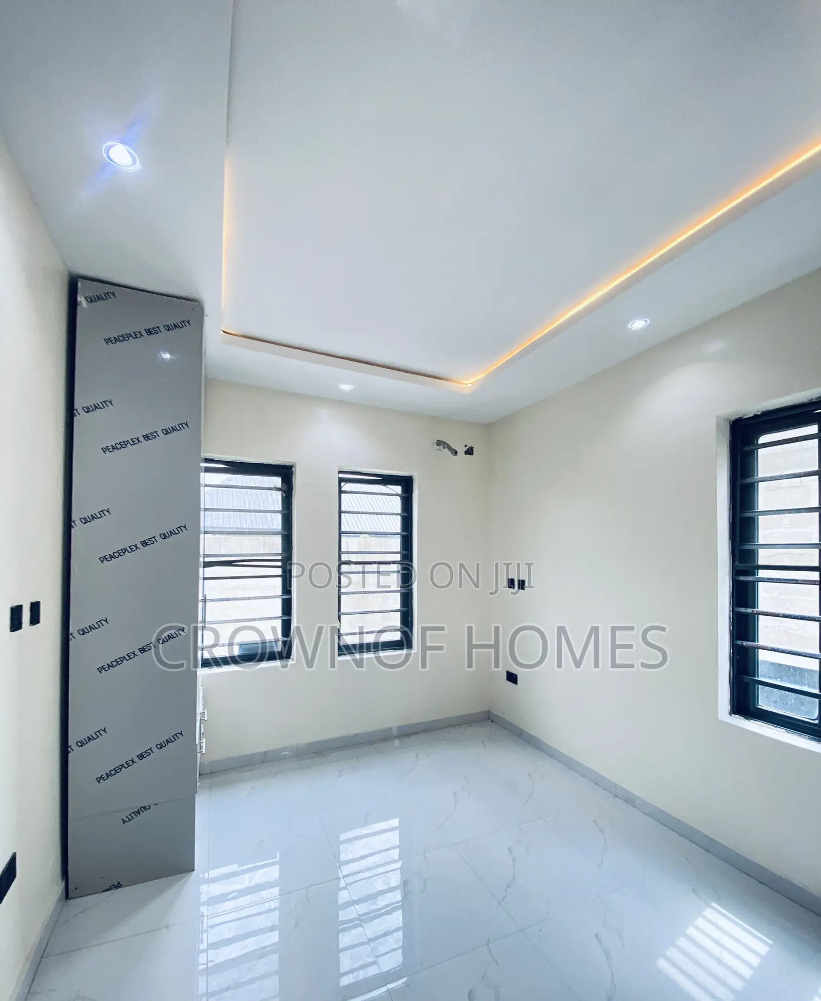 4bdrm Bungalow in Awoyaya for sale in Awoyaya