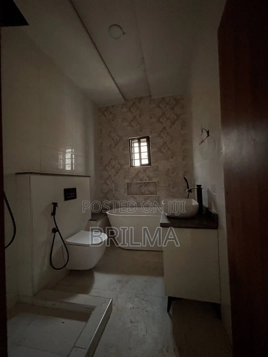 4bdrm Duplex in Jahi for sale in Jahi