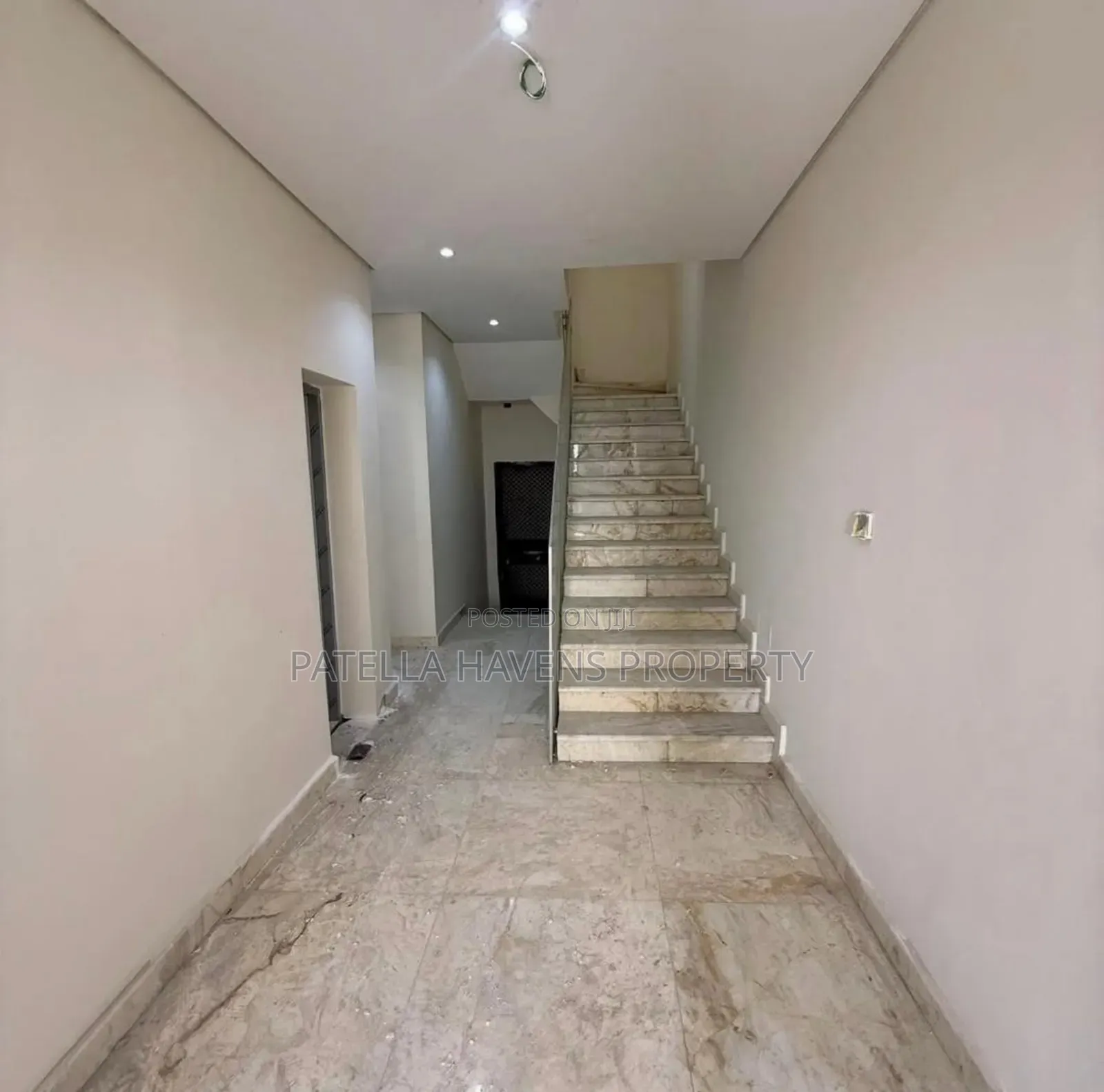 5bdrm Duplex in Asokoro for sale in Asokoro